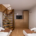 Angel 2bdrm Modern *