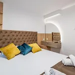 Angel 2bdrm Modern * Varna