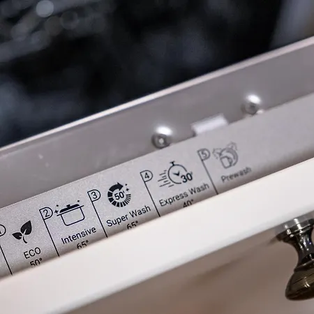 Angel 2bdrm Modern Varna