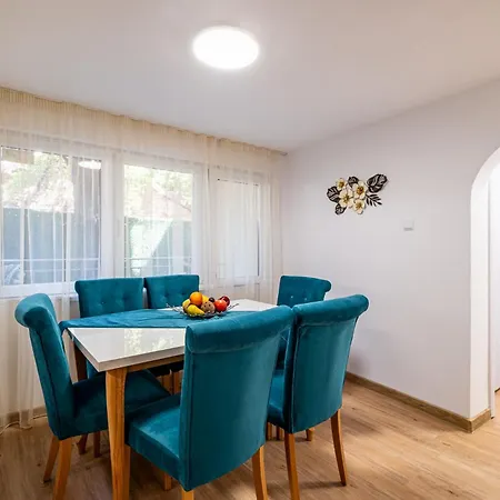 Angel 2bdrm Modern Apartament