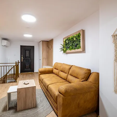 Angel 2bdrm Modern